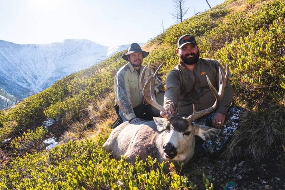 Horseback hunt in the Scapegoat Wilderness